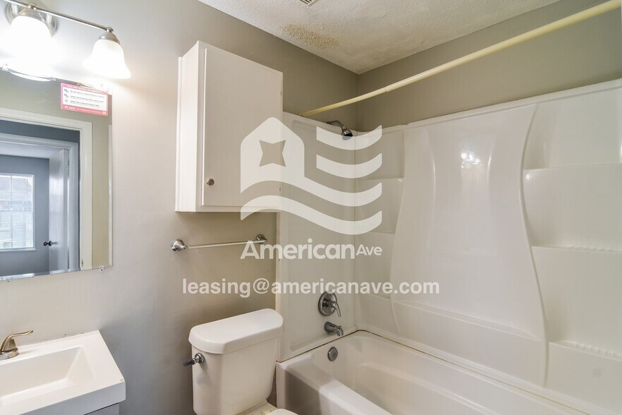 Building Photo - 4509 Hurlston Dr