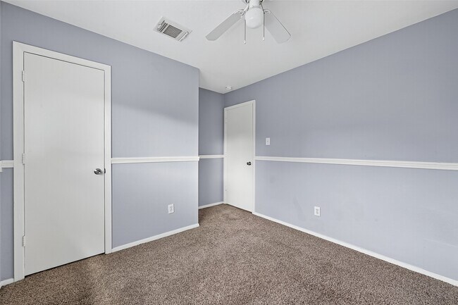 Building Photo - 20721 Patriot Park Ln