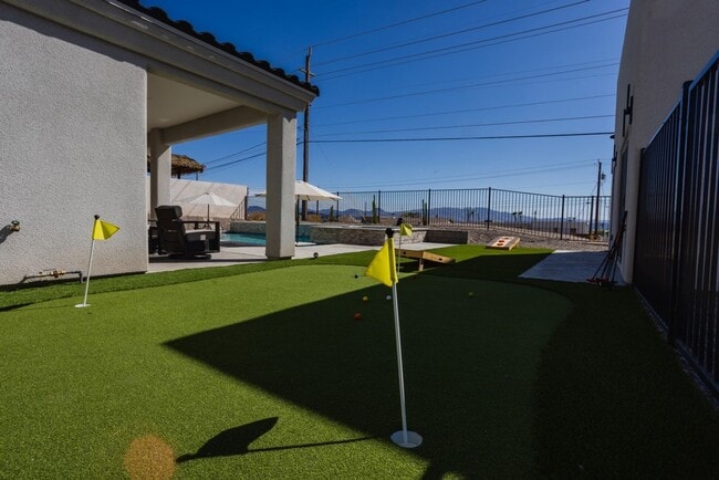 Building Photo - VR - 881 Pueblo Dr