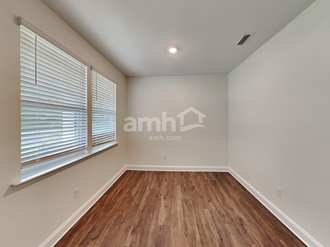 Building Photo - 3510 Jefferson Cor Ln