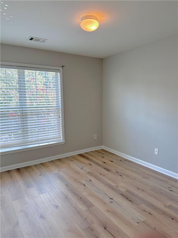 Building Photo - 180 Finchley Dr