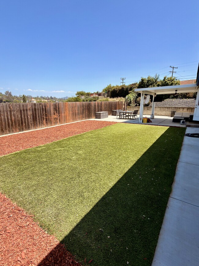 Building Photo - 5265 Bocaw Pl