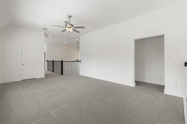 Building Photo - 632 Caprice Blf