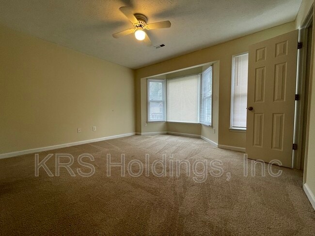 Building Photo - 208 Susan Constant Dr