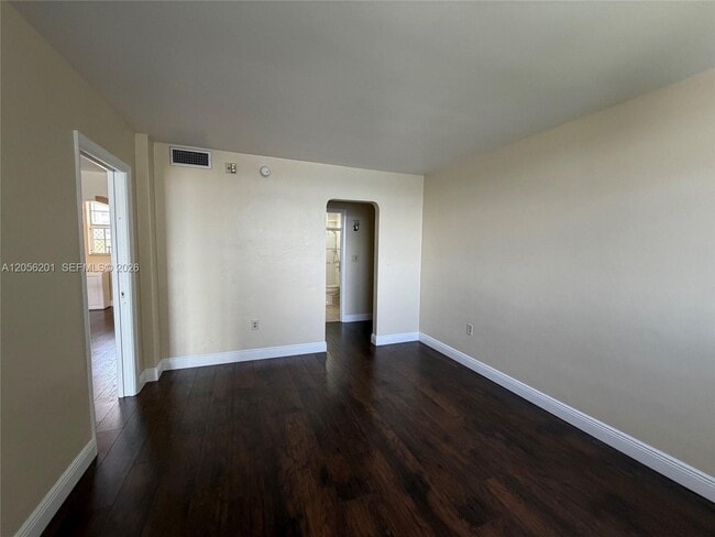 Building Photo - 3020 Marcos Dr