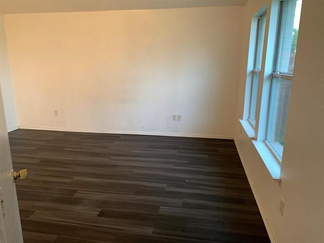 Building Photo - 1557 Chivalry Ln