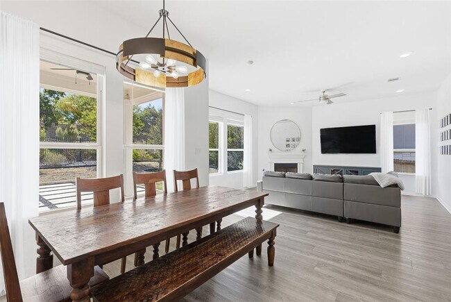 Building Photo - 5425 Texas Bluebell Dr