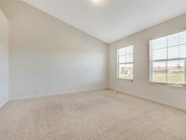 Building Photo - 3 Bedroom Townhome in Monument