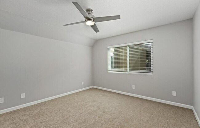 Building Photo - Remodeled Upper-Level 1BR Condo with Balcony & Garage Parking in Verano Community