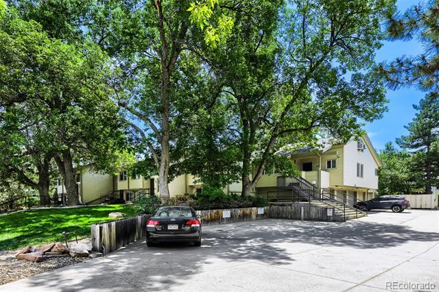 Building Photo - 1190 Poplar Ave