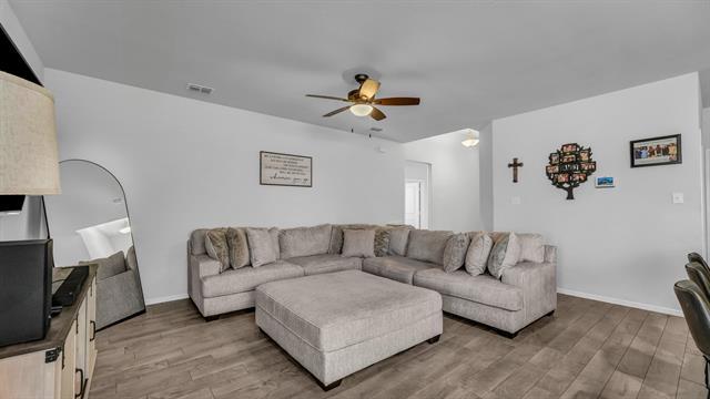 Building Photo - 9224 Red Brush Trl