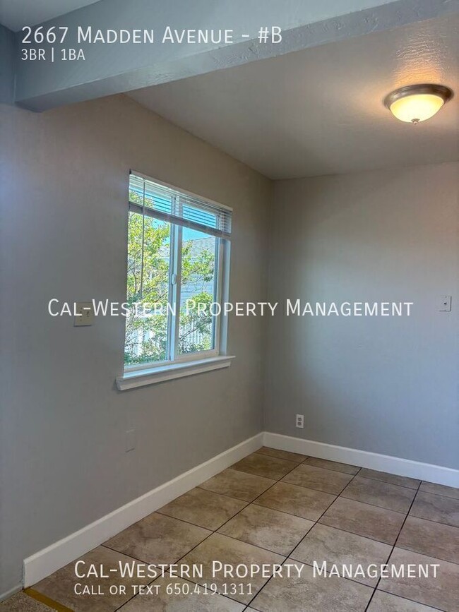 Building Photo - 2667 Madden Ave