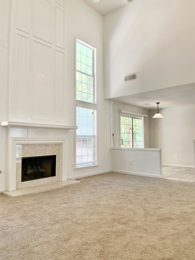 Building Photo - 485 Chippenham Ct