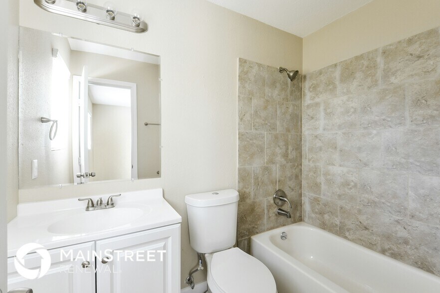 Building Photo - 14119 Cradlewood St