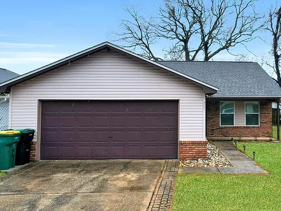 Building Photo - 911 Lawton Ct