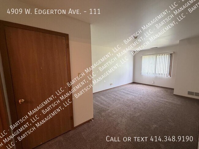 Building Photo - 4909 W Edgerton Ave