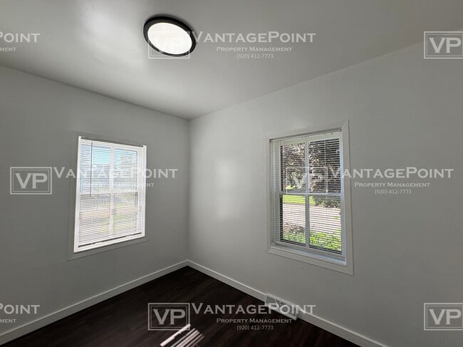 Building Photo - 513 E Quincy St