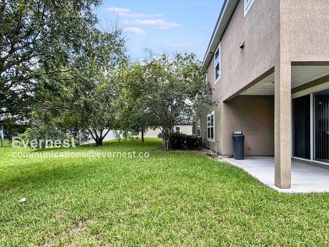 Building Photo - 2451 Caney Oaks Dr E