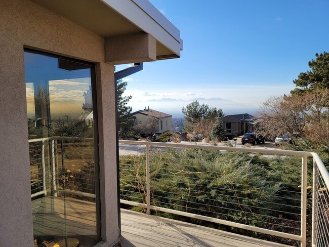 Building Photo - 3365 Monte Verde Dr