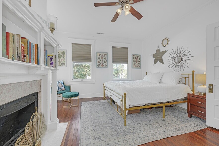 Building Photo - 312 N 5th Ave