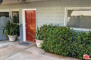 Building Photo - 2021 California Ave