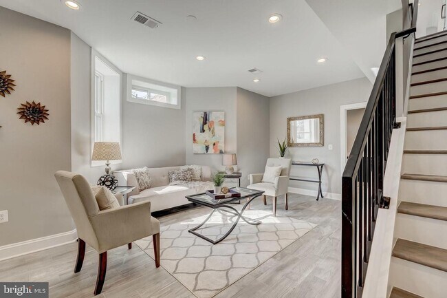 Building Photo - Stunning End-Rowhouse 4/Bedrooms, 4.5 Baths, in Shaw/Truxton Circle – Bathed in Natural Light!