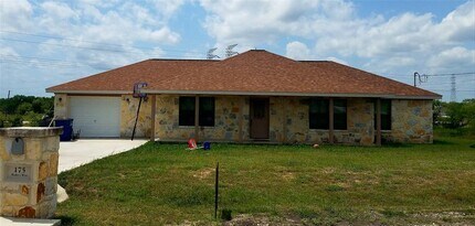 Building Photo - 175 Holly's Way