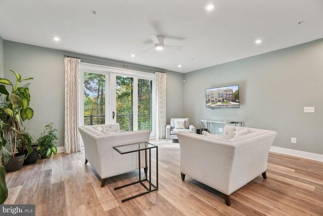 Building Photo - 1641 Bandit Loop