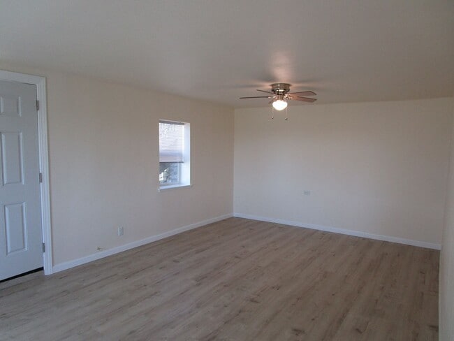 Building Photo - 4768-29L Sandmound Blvd