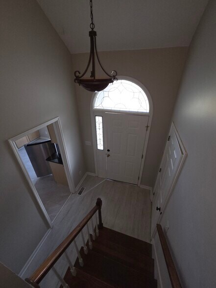 Building Photo - 321 Dulaine Cv