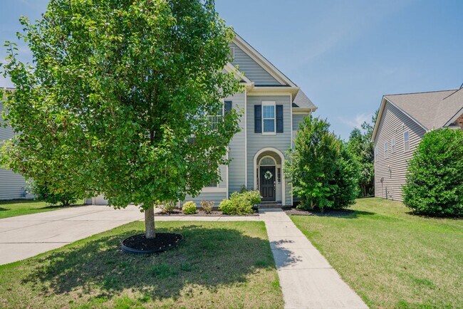 Building Photo - 4 Bedroom Home in the Village at Rolesville