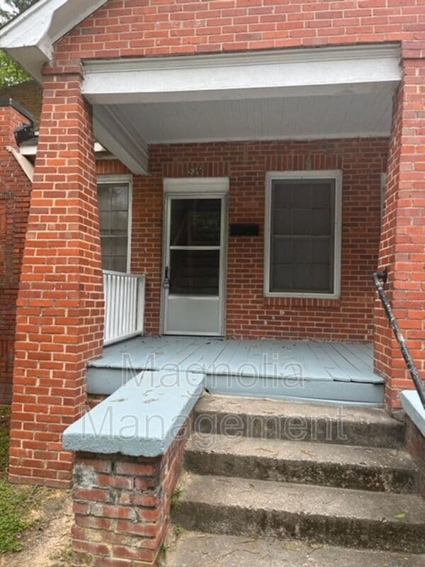 Primary Photo - 236 W Belle St