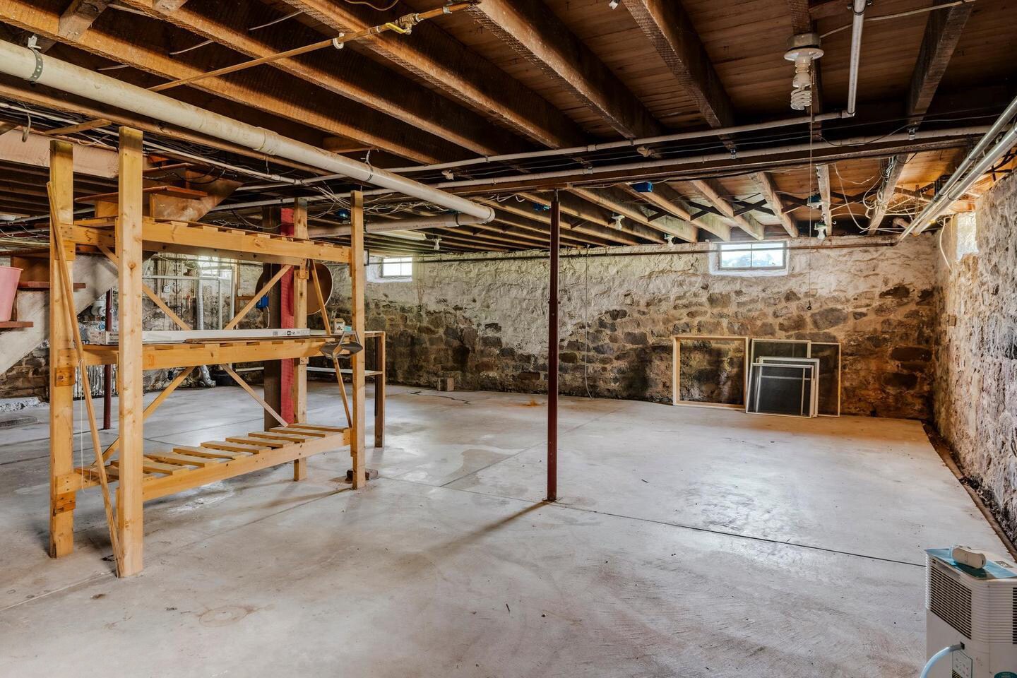 Building Photo - 1104 Alleghenyville Rd