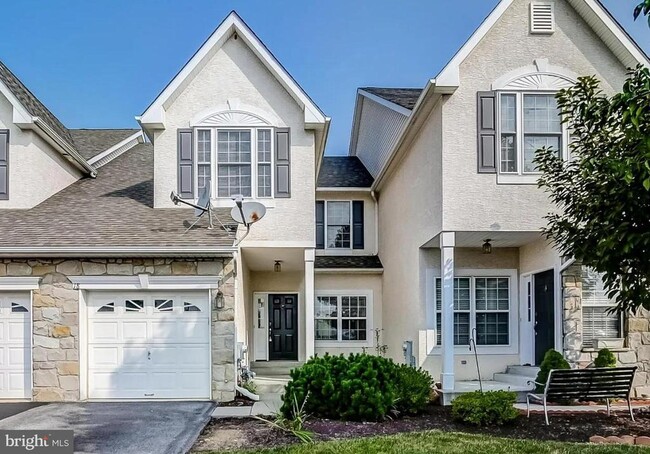 Building Photo - 18 Madison Way