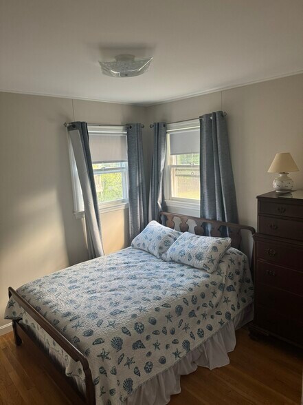 Bedroom 1 - 15 Lombardi Hts