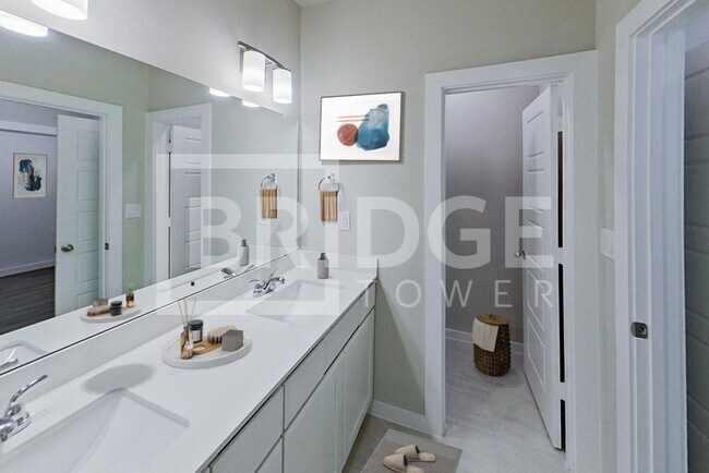 Building Photo - 448 Huisache St