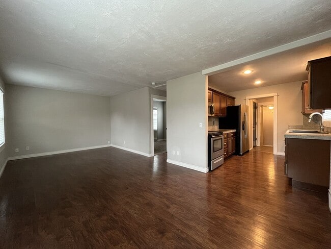 Building Photo - 8001 N Woolsey Ave