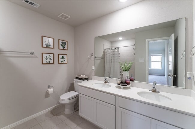 Building Photo - 7105 Pampas Pl