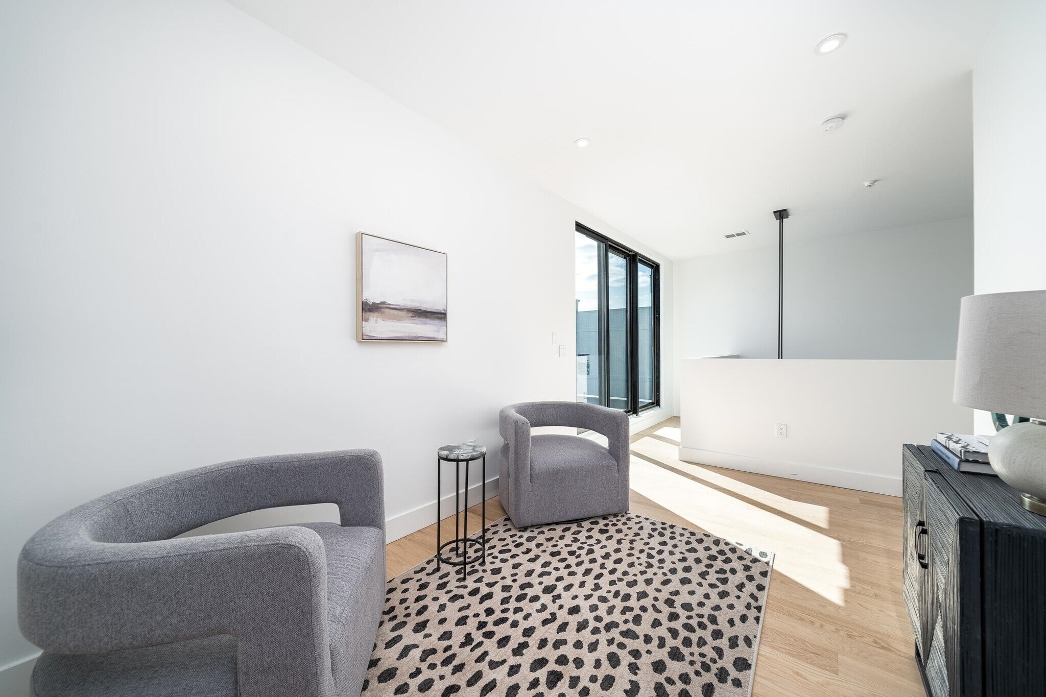 Building Photo - 10 Brinkerhoff St