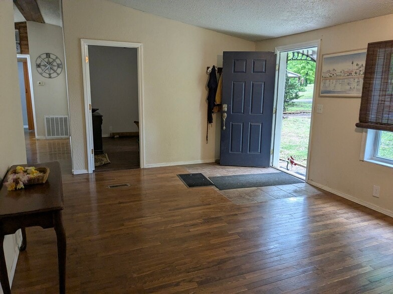 Building Photo - 12527 Brimstone Trl