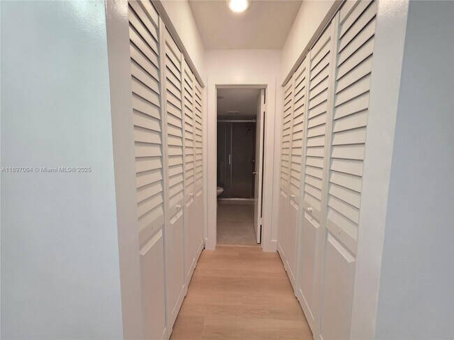Building Photo - 7445 SW 153rd Pl