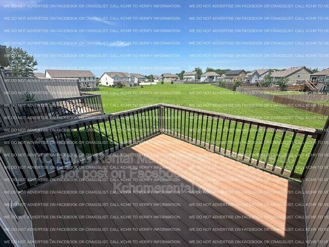 Building Photo - 10530 Kane Dr