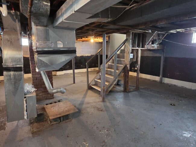 Building Photo - 9245 Archdale St