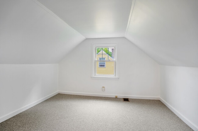 Building Photo - 89 Sorries Ct