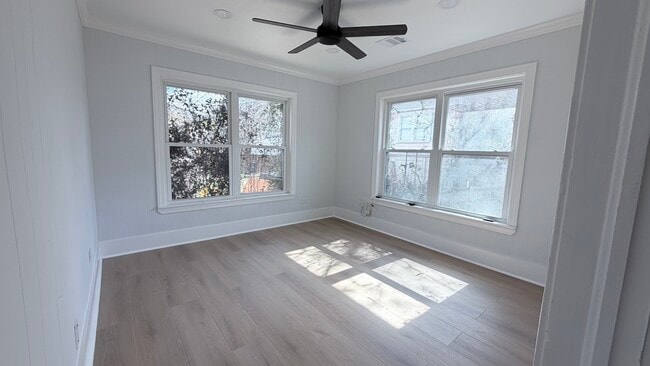 Building Photo - 4330 Coyle St