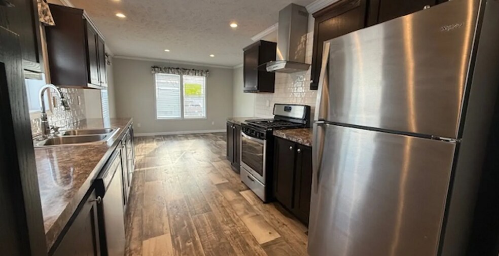 Building Photo - 10611 Lyons Ct