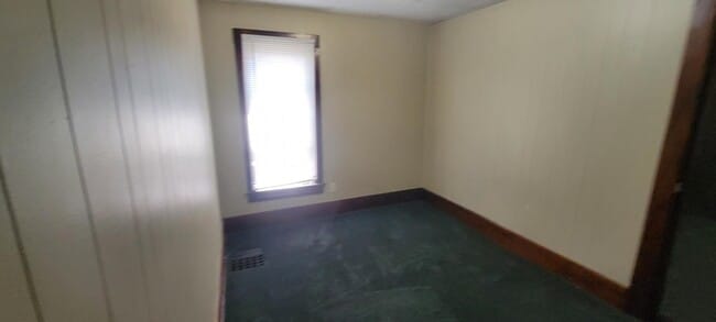 Building Photo - 218 E National St