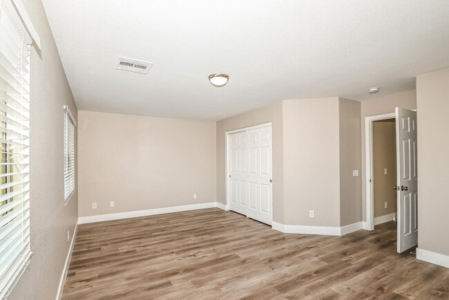 Building Photo - 3024 Balcones Fault Ave