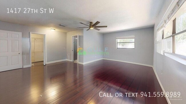 Building Photo - 1417 27th St W
