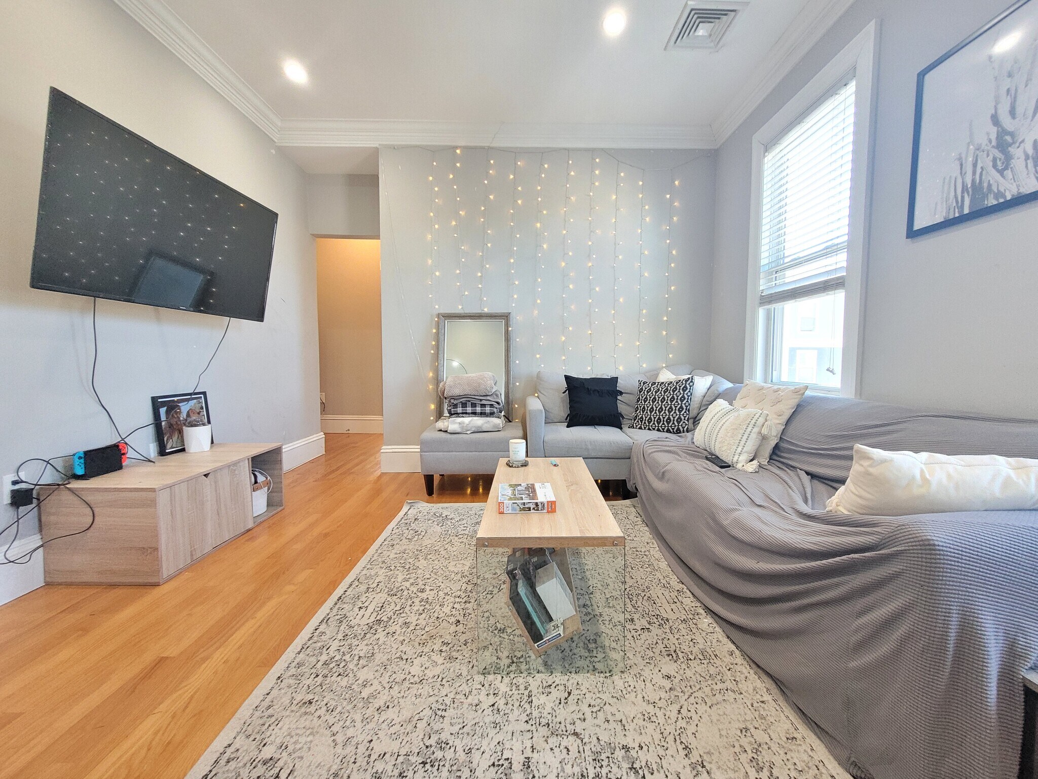 Building Photo - 32 Ward St